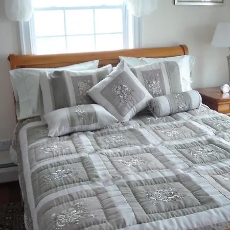 Bed & Breakfast Washington House Bed & Breakfast Red Castle